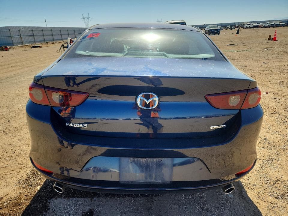 2021 MAZDA 3 SELECT 6