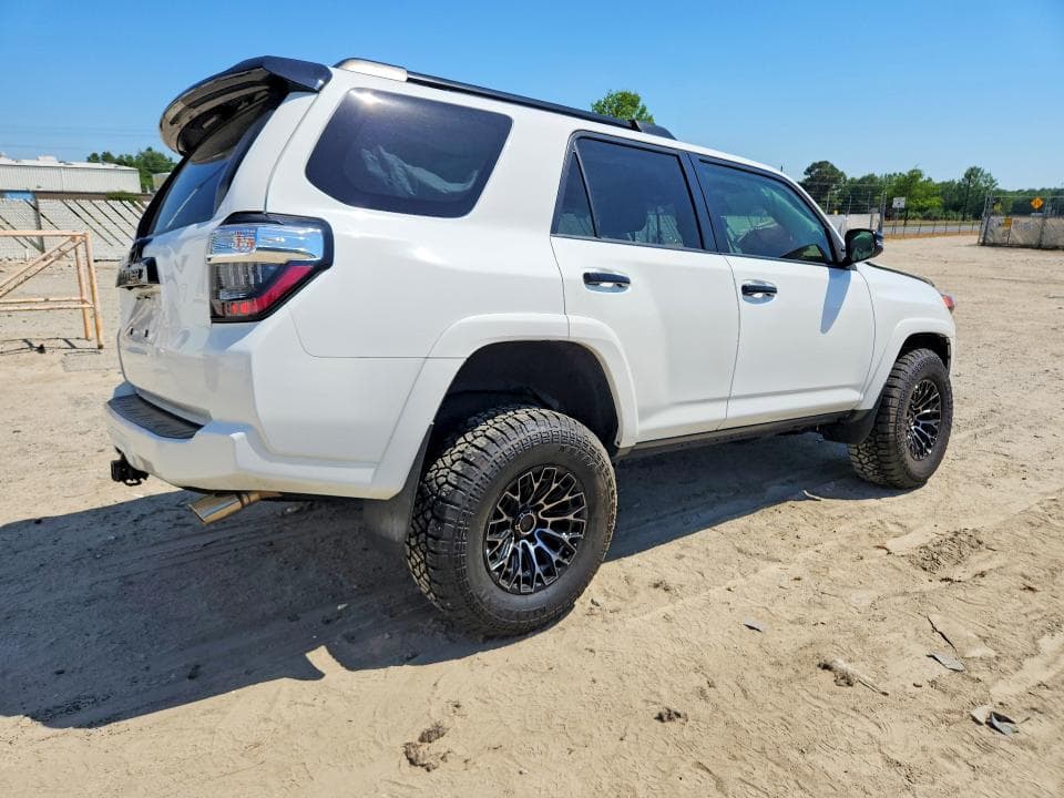 2021 TOYOTA 4RUNNER VENTURE EDITION 3