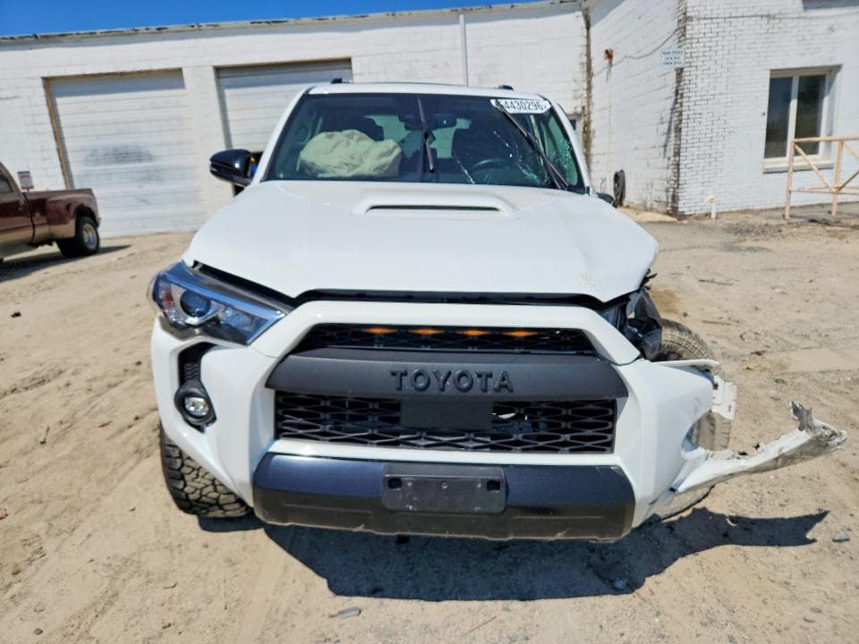2021 TOYOTA 4RUNNER VENTURE EDITION 5