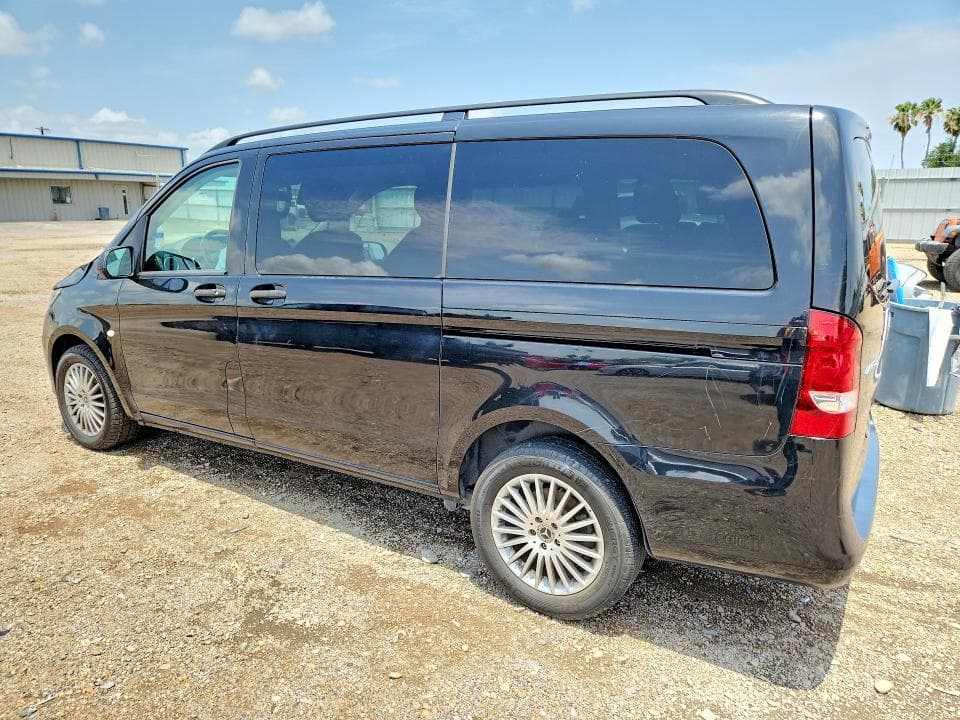 2018 MERCEDES-BENZ METRIS 2