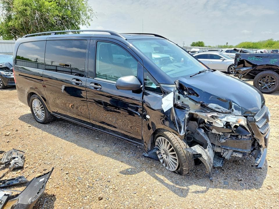 2018 MERCEDES-BENZ METRIS 4