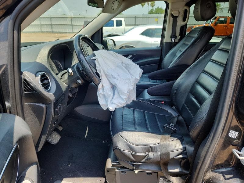 2018 MERCEDES-BENZ METRIS 7