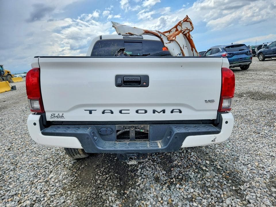 2019 TOYOTA TACOMA TRD SPORT 6