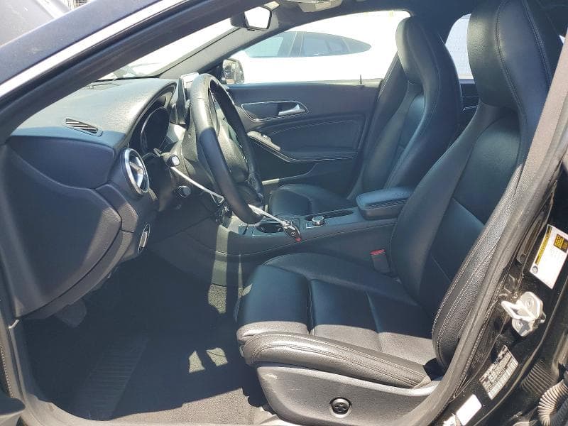 2016 MERCEDES-BENZ CLA 250 7