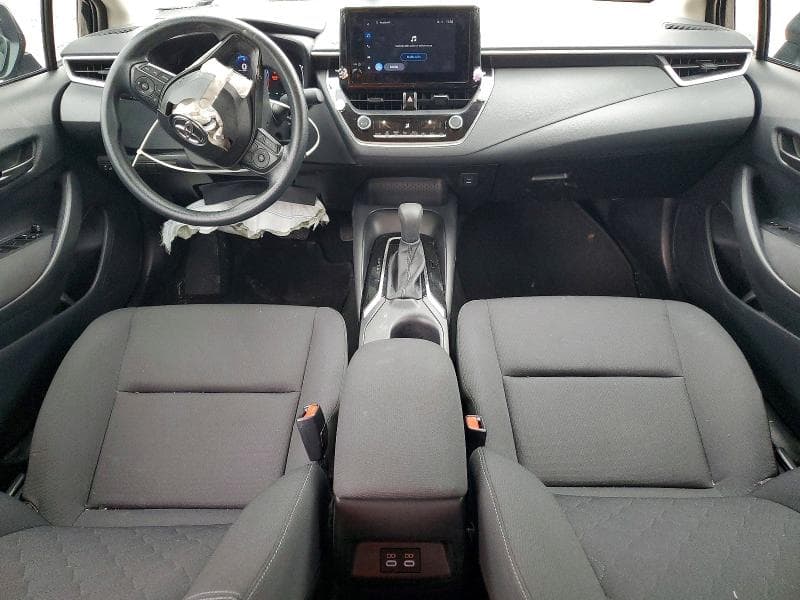 2026 TOYOTA COROLLA LE LE 8