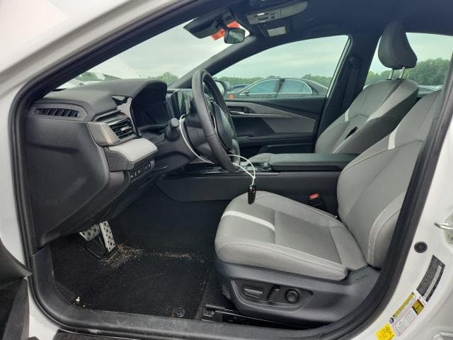 2025 TOYOTA CAMRY SE SE 7