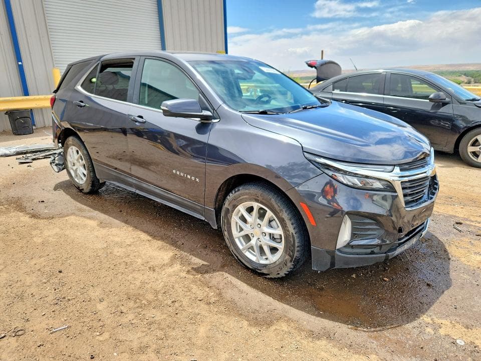2022 CHEVROLET EQUINOX LT LT 4