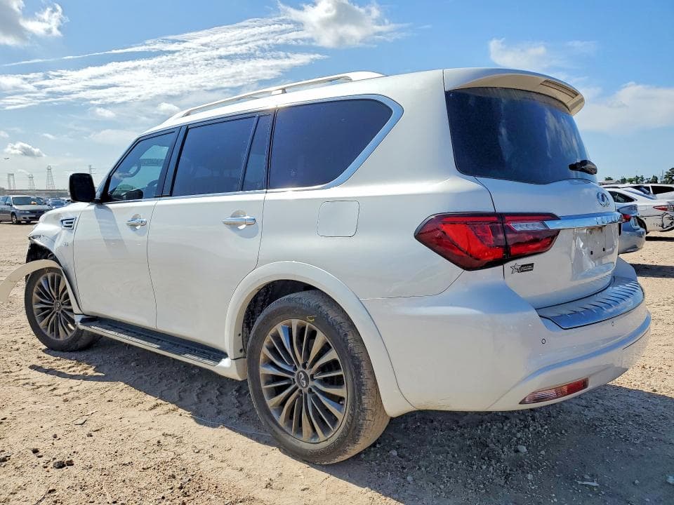 2019 INFINITI QX80 LUXE 2
