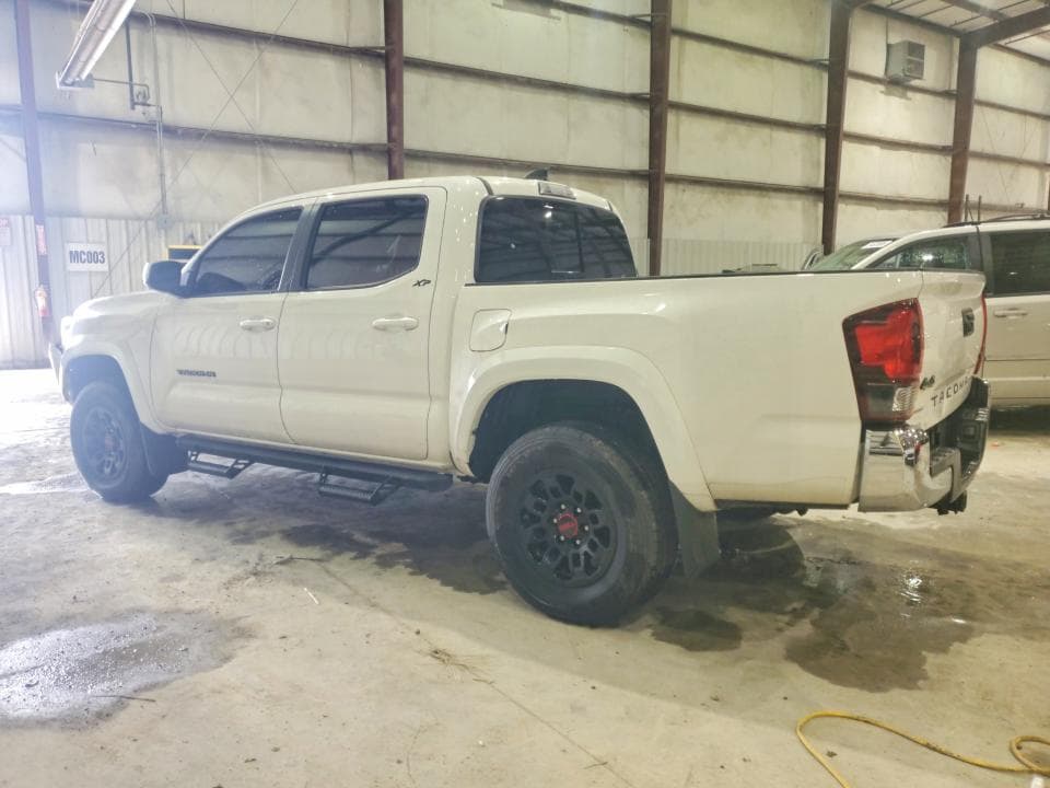 2022 TOYOTA TACOMA SR5 V6 2