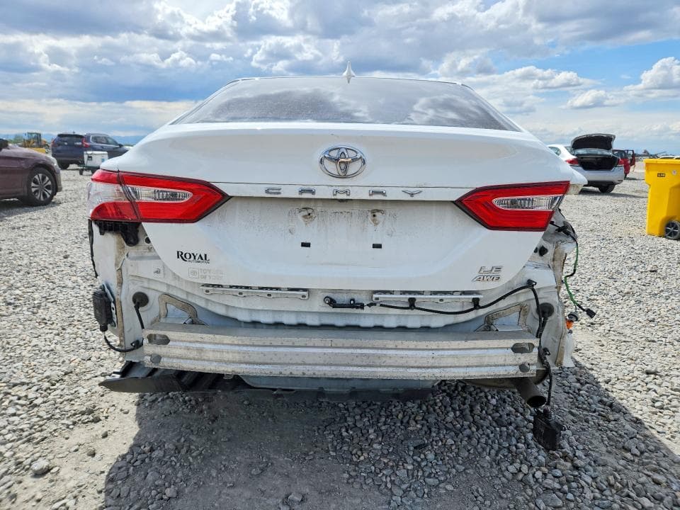 2020 TOYOTA CAMRY LE 6