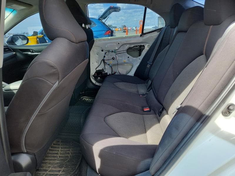2020 TOYOTA CAMRY LE 10