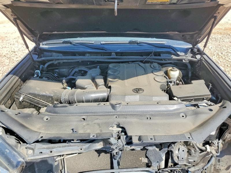 2016 TOYOTA 4RUNNER SR5 12