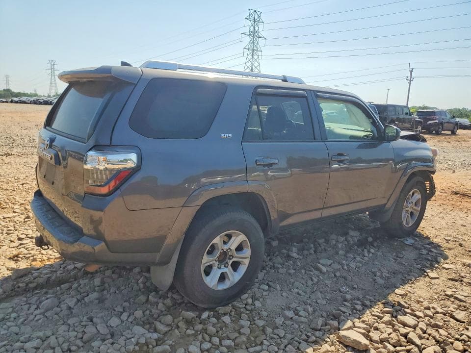 2016 TOYOTA 4RUNNER SR5 3