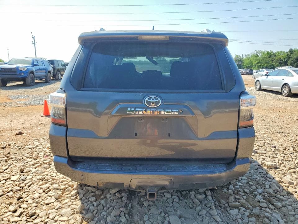 2016 TOYOTA 4RUNNER SR5 6
