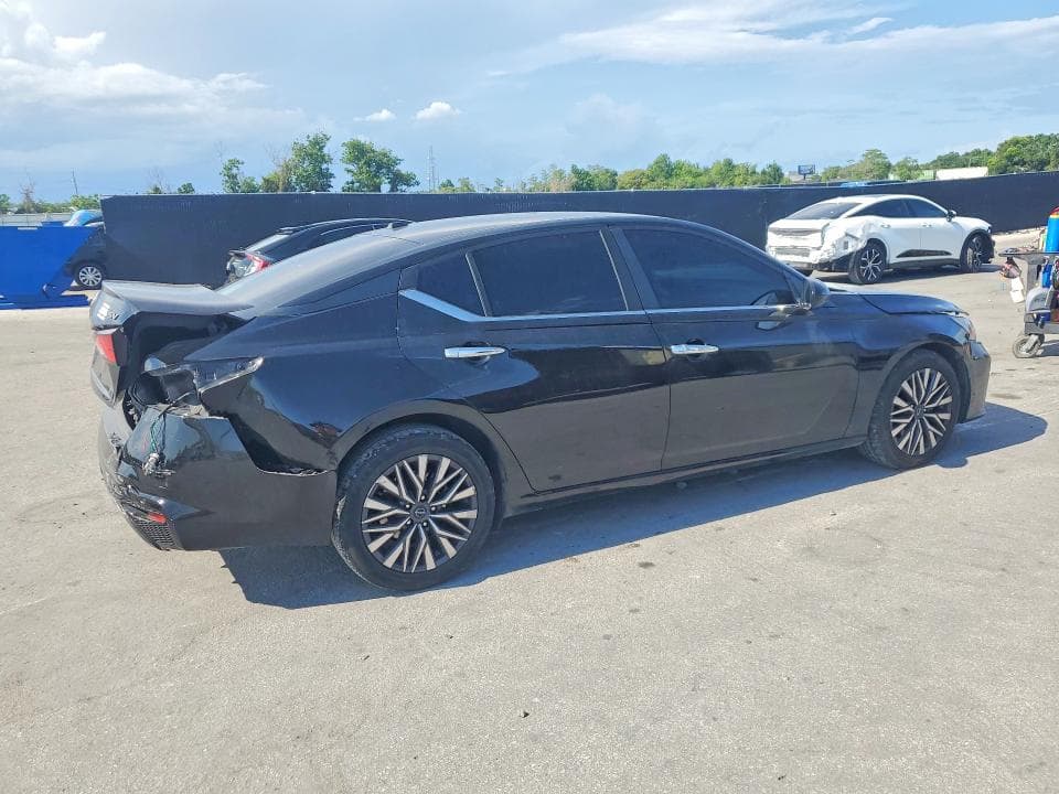 2023 NISSAN ALTIMA SV 3