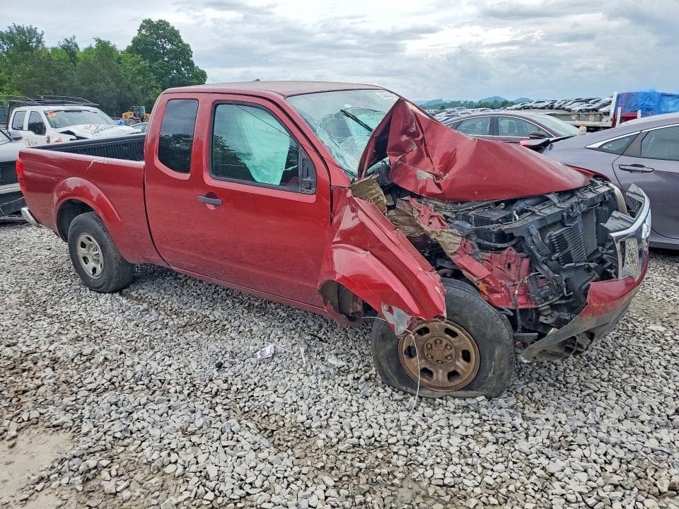 2016 NISSAN FRONTIER S 4