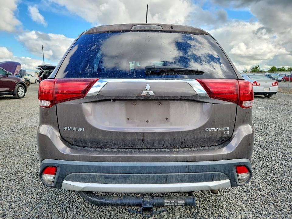 2016 MITSUBISHI OUTLANDER SE 6