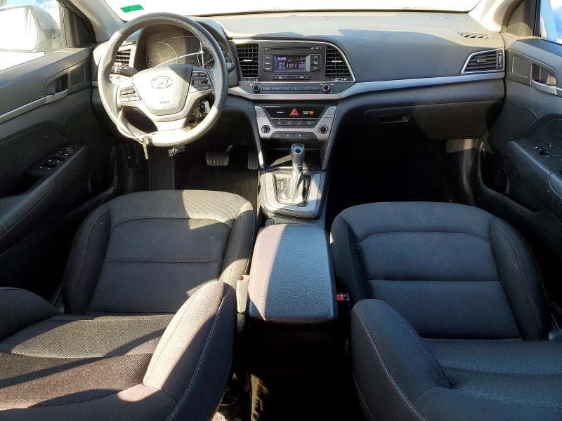 2018 HYUNDAI ELANTRA SE SE 8