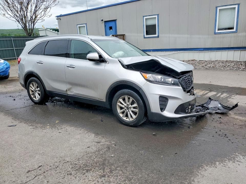 2019 KIA SORENTO LX 4