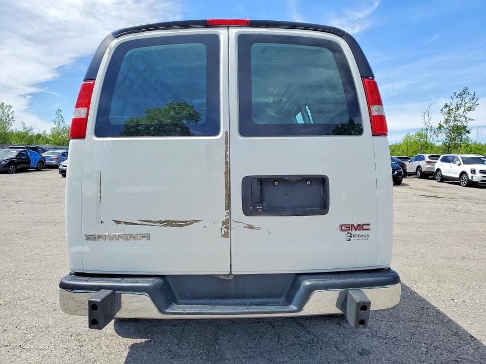 2020 GMC SAVANA G2500 6