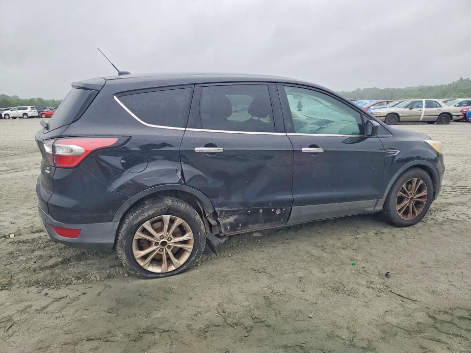 2017 FORD ESCAPE SE 3