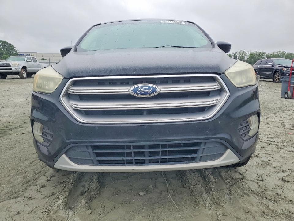 2017 FORD ESCAPE SE 5