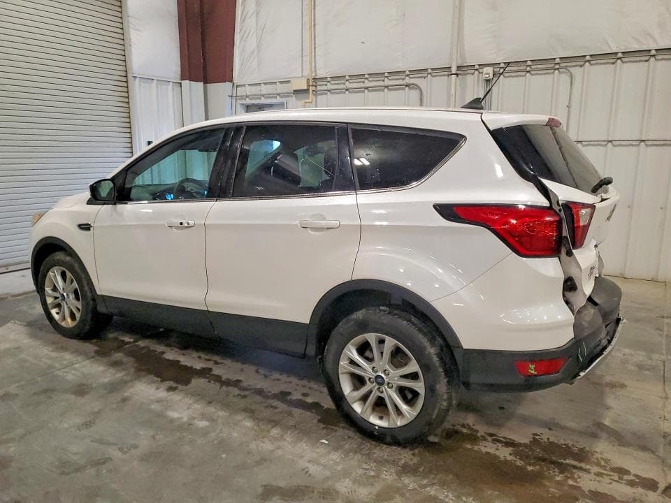 2019 FORD ESCAPE SE SE 3