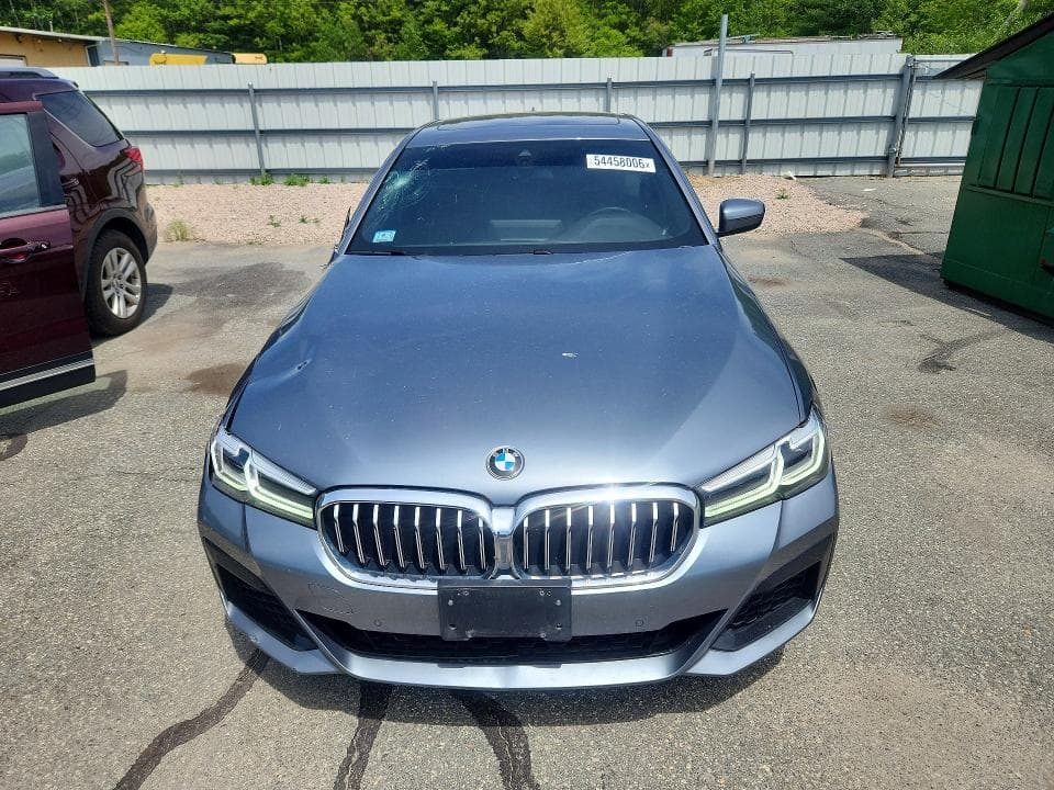 2022 BMW 530 XI 5