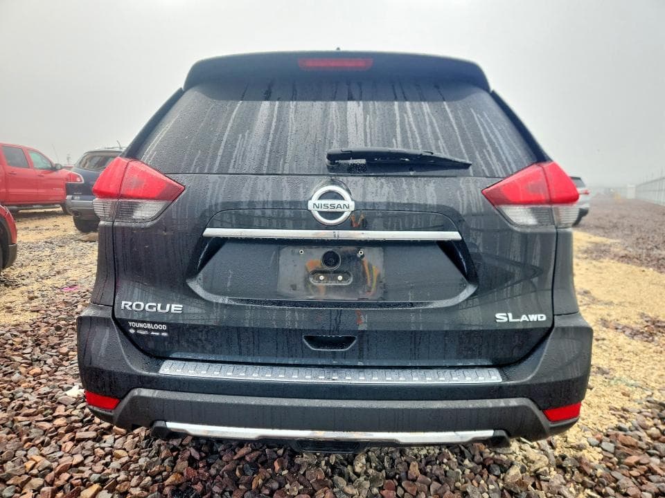 2017 NISSAN ROGUE SL 6
