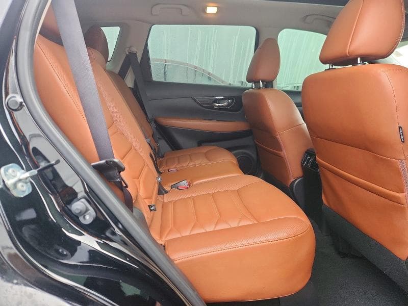 2017 NISSAN ROGUE SL 10