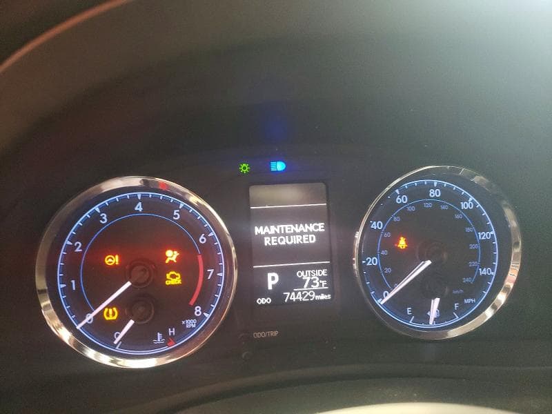 2018 TOYOTA COROLLA LE LE 9