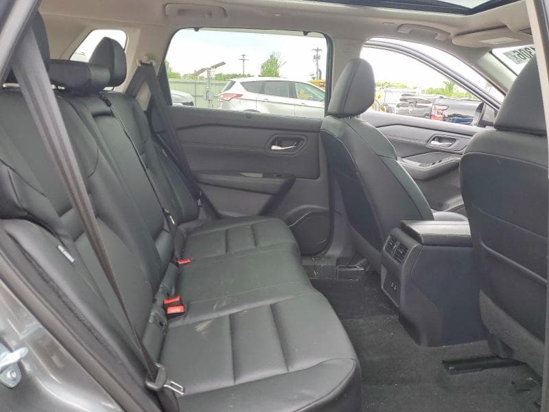 2024 NISSAN ROGUE SV 11