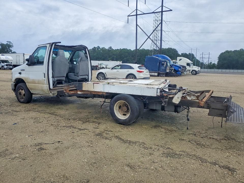2022 FORD ECONOLINE E350 SUPER DUTY CUTAWAY VAN 2
