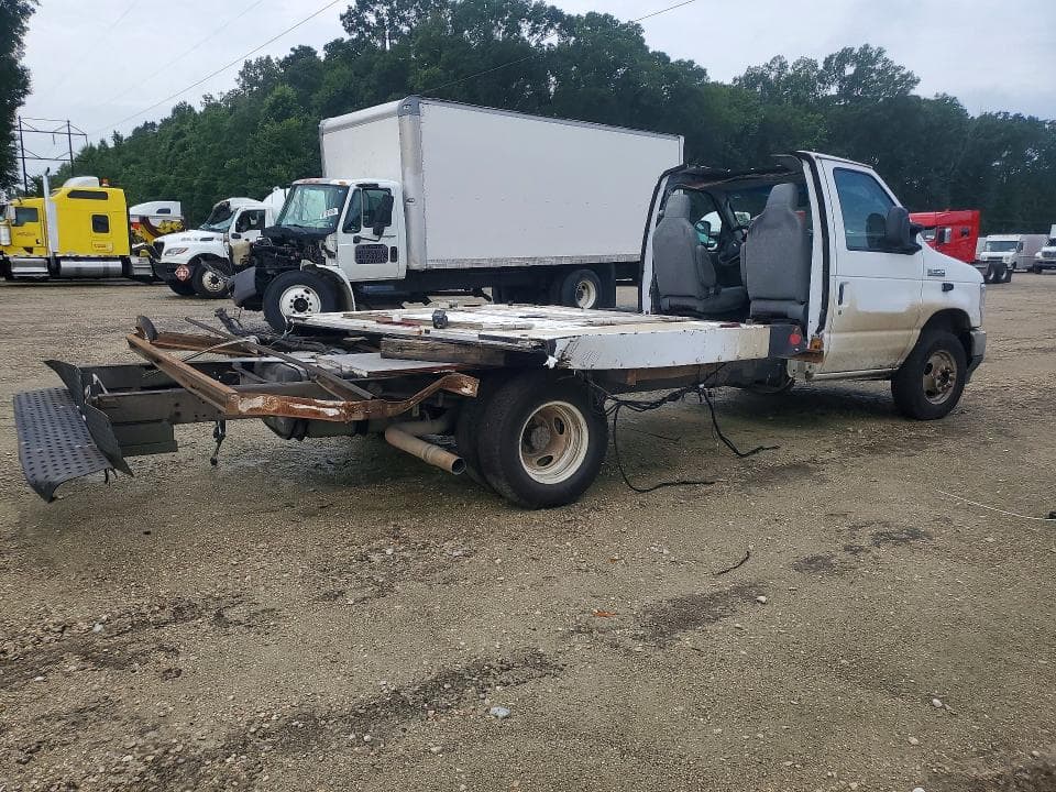 2022 FORD ECONOLINE E350 SUPER DUTY CUTAWAY VAN 3