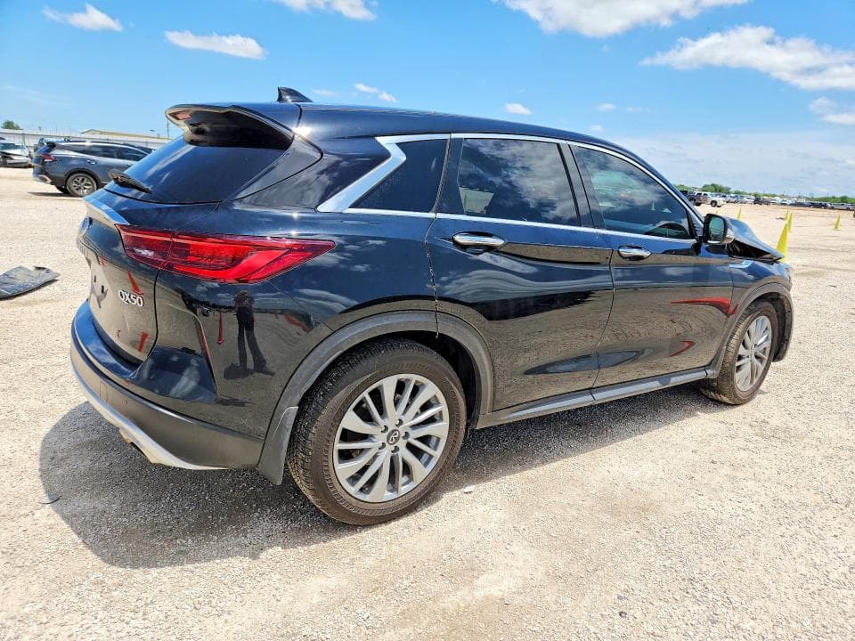 2025 INFINITI QX50 PURE 3