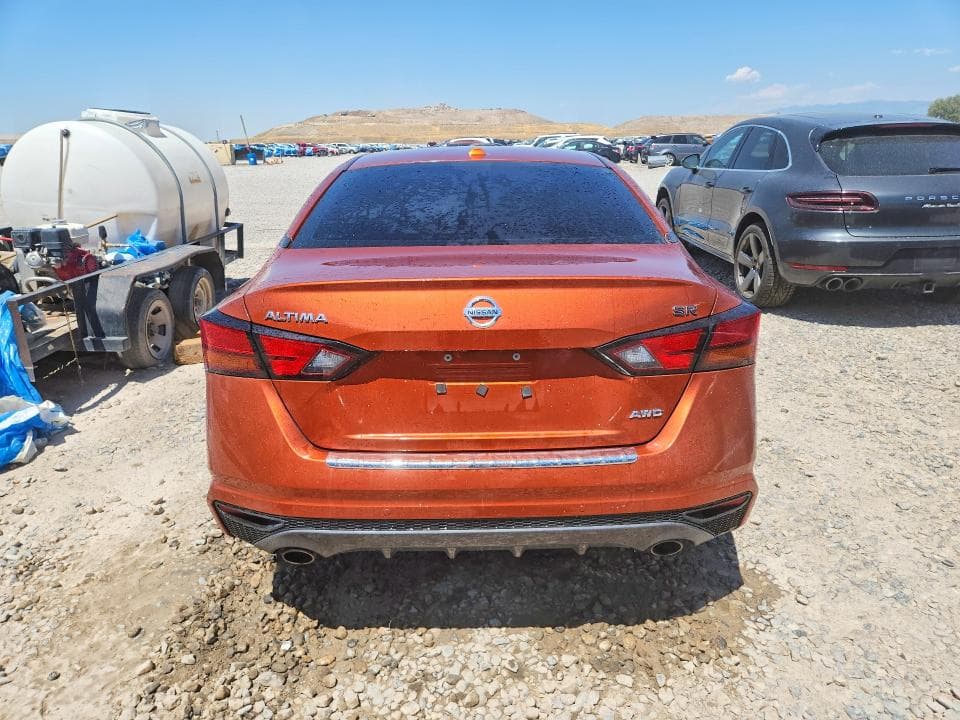 2022 NISSAN ALTIMA SR 6