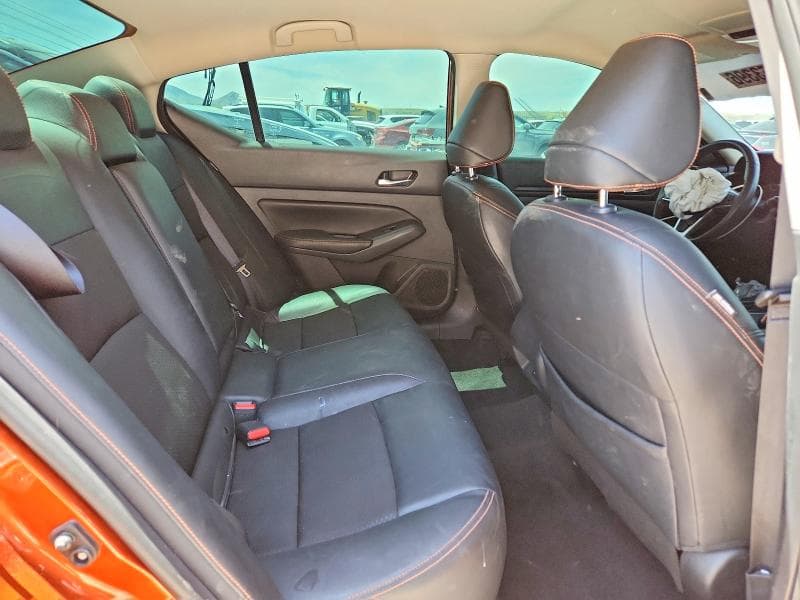 2022 NISSAN ALTIMA SR 10