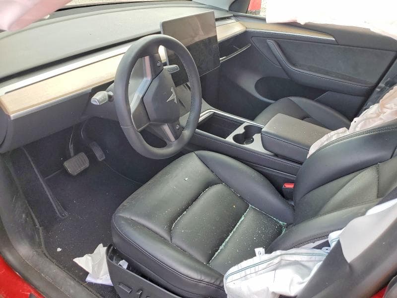 2023 TESLA MODEL Y 8