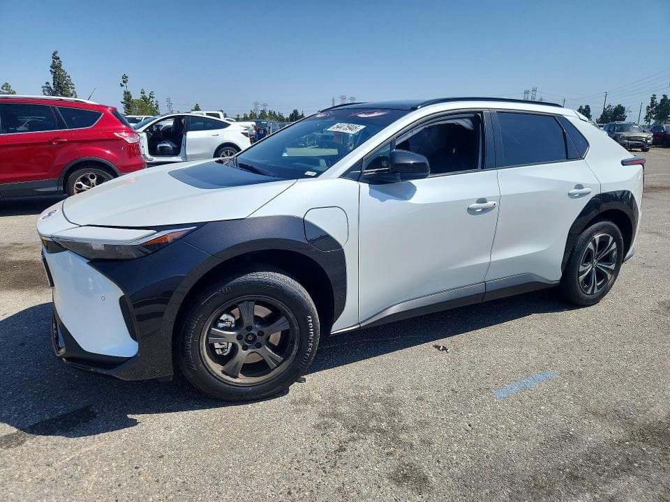 2025 TOYOTA BZ4X XLE - 1