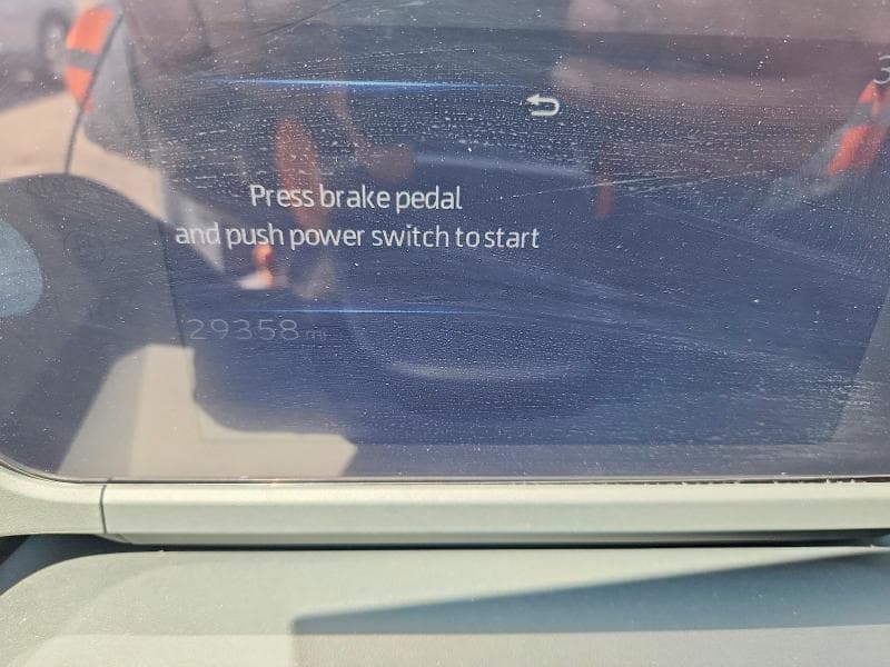 2025 TOYOTA BZ4X XLE 9
