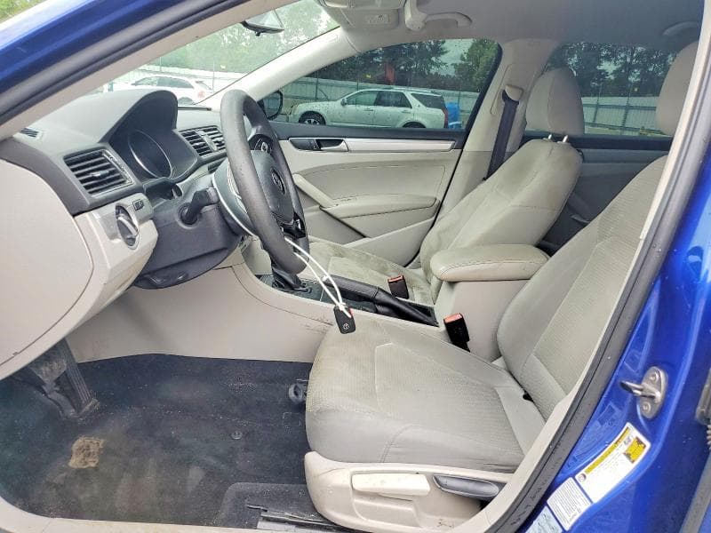 2017 VOLKSWAGEN PASSAT S 7