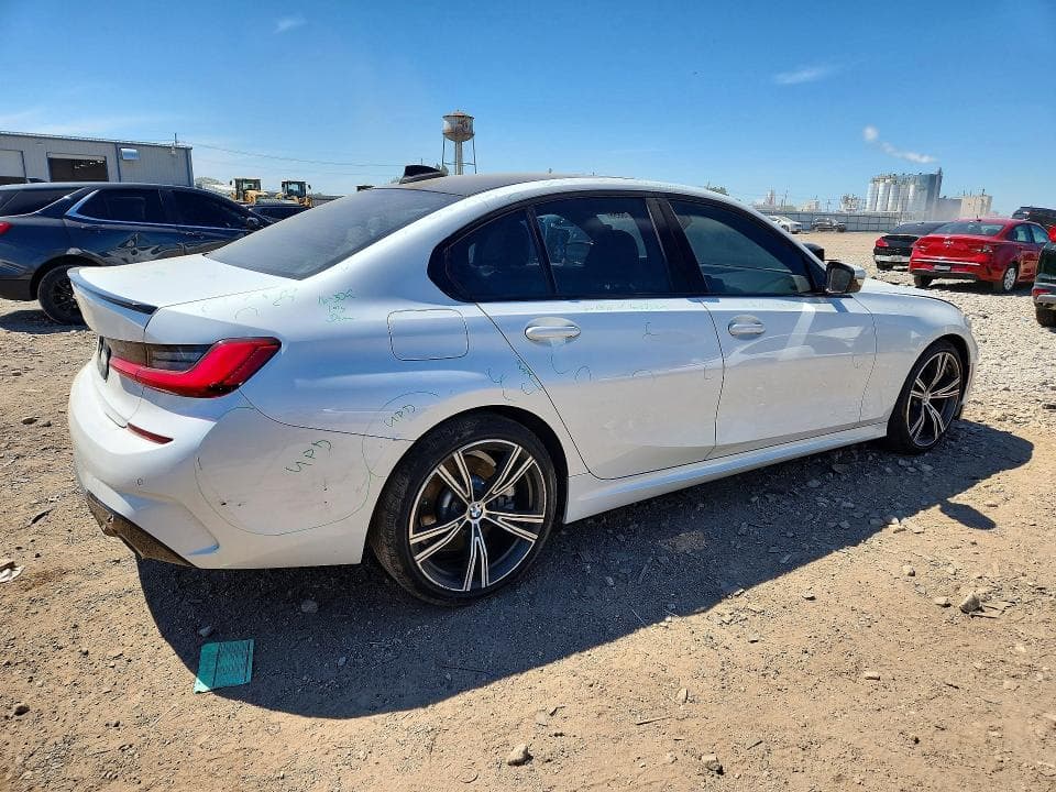 2020 BMW 330XI 3