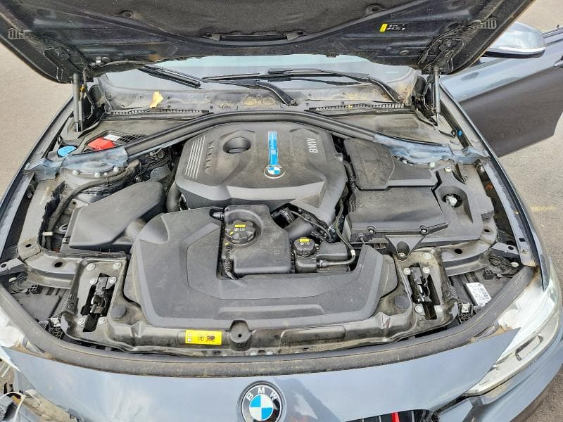 2017 BMW 330E 11