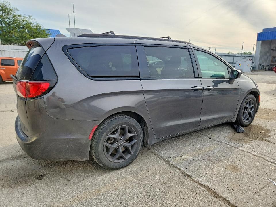 2018 CHRYSLER PACIFICA TOURING L PLUS TOURING L PLUS 3
