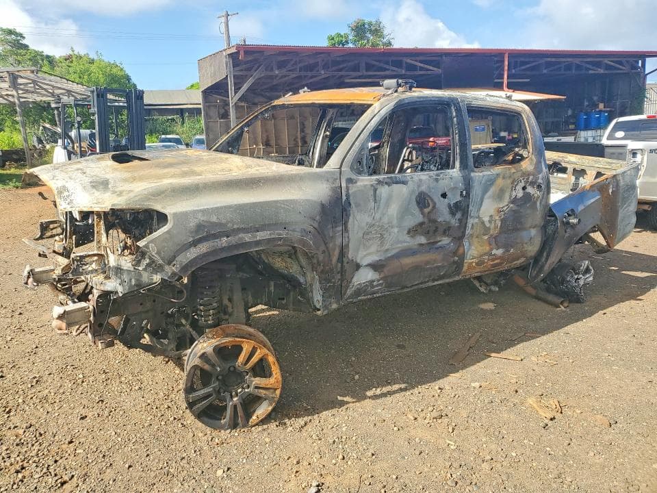 2017 TOYOTA TACOMA SR V6 SR V6