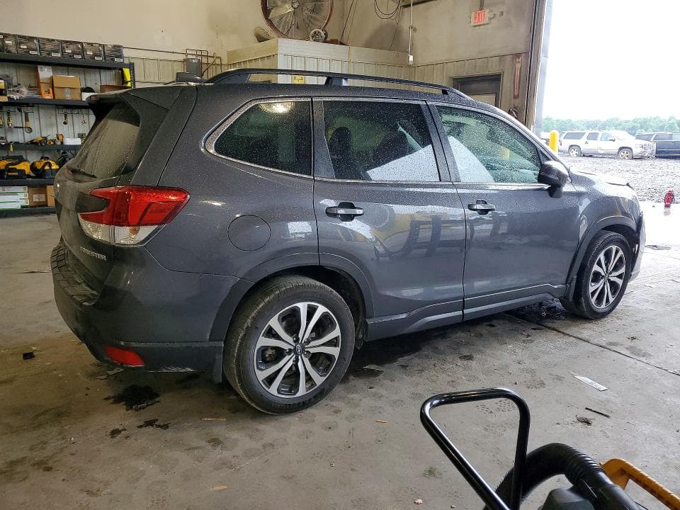2021 SUBARU FORESTER LIMITED 3