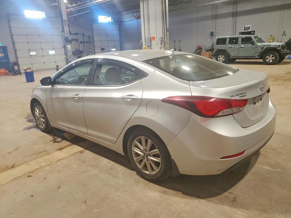 2016 HYUNDAI ELANTRA SE 2
