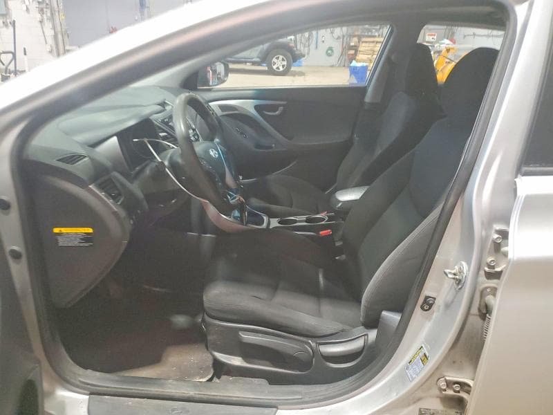 2016 HYUNDAI ELANTRA SE 7