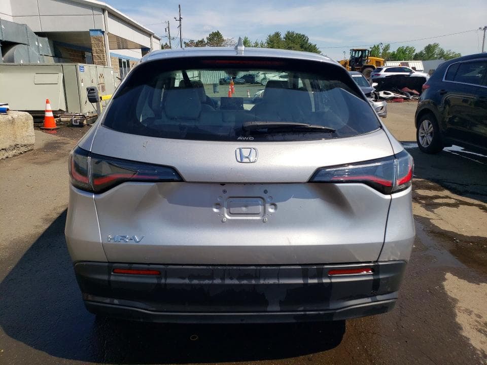 2024 HONDA HR-V LX 6