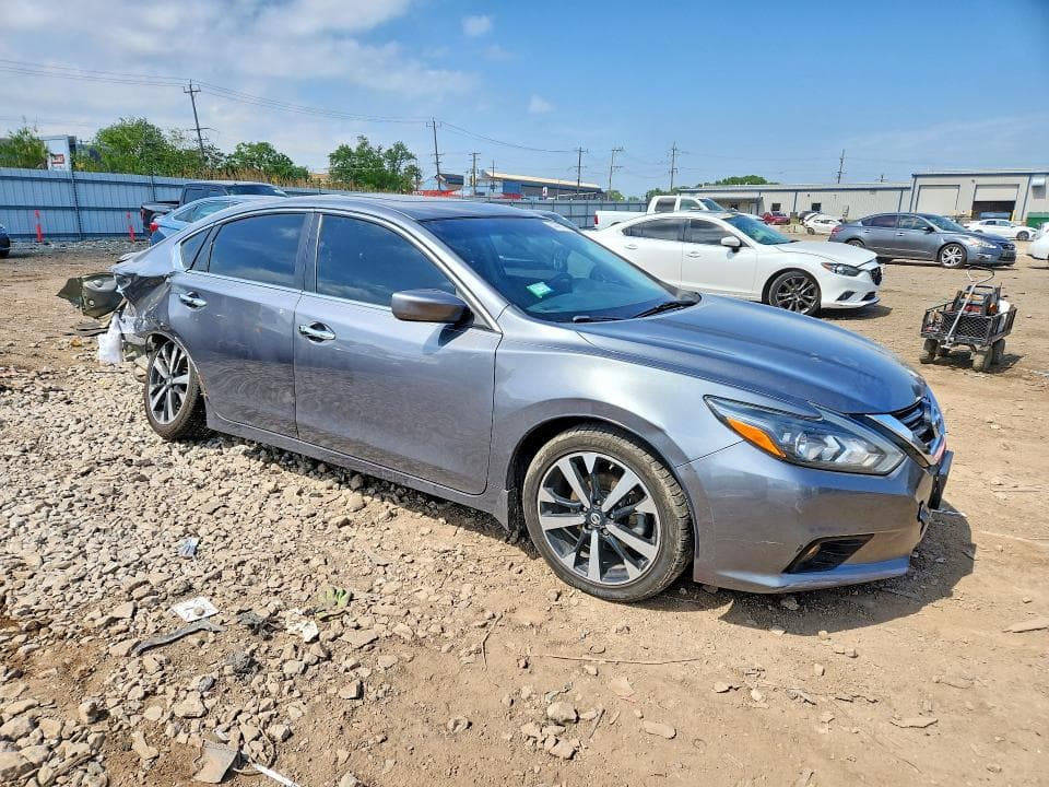 2018 NISSAN ALTIMA 2.5 SR 4